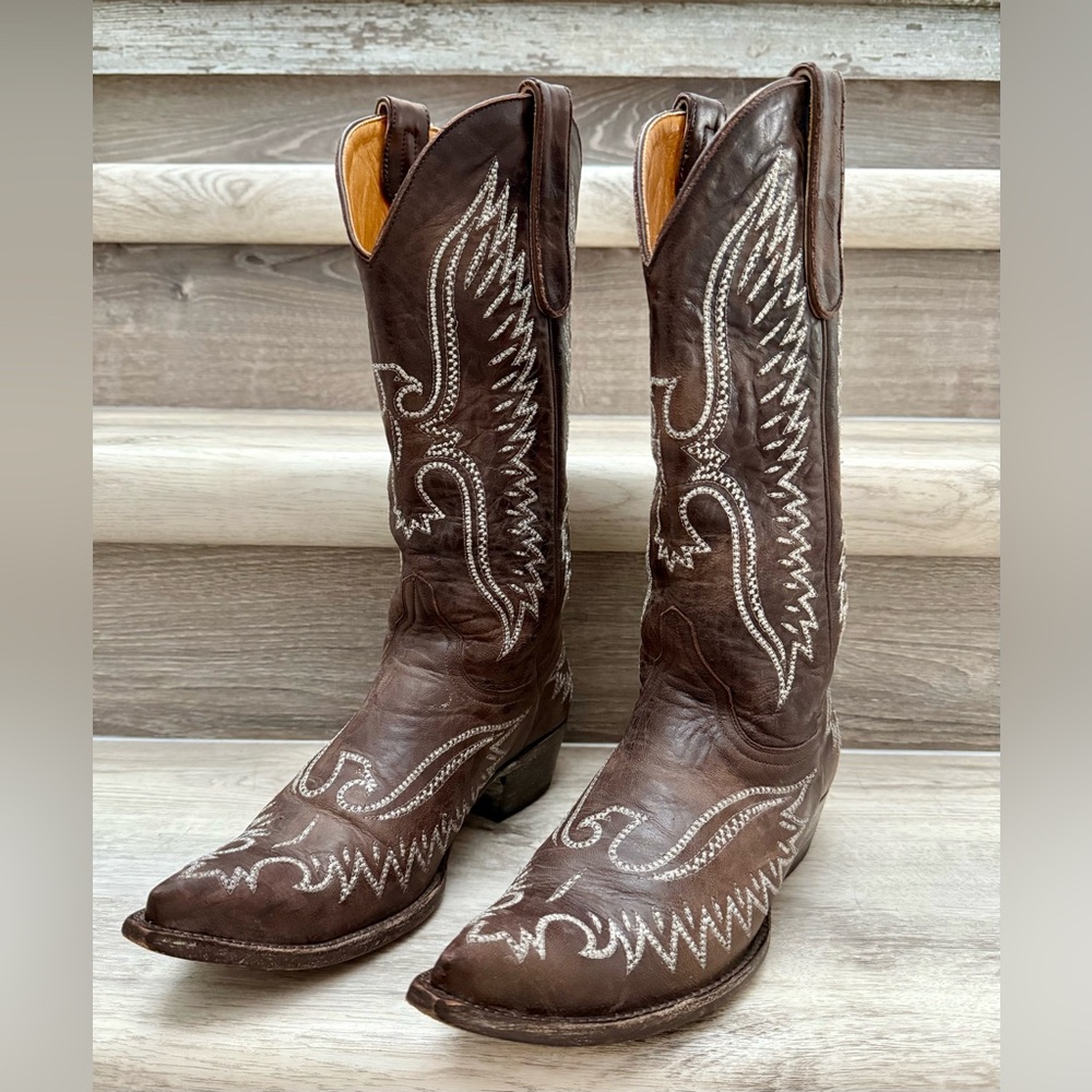 Old Gringo Cowboy Boots with White Stitching of a phoenix - Picture 2 of 15